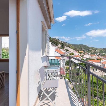 Brand New Apt W Balcony & Perfect Seaview At Center Hvar Town Exterior foto