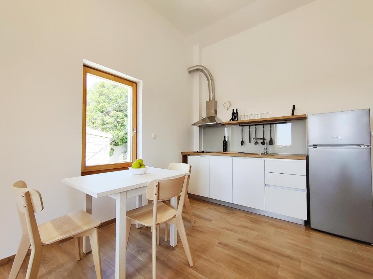 Brand New Apt W Balcony & Perfect Seaview At Center Hvar Town Exterior foto