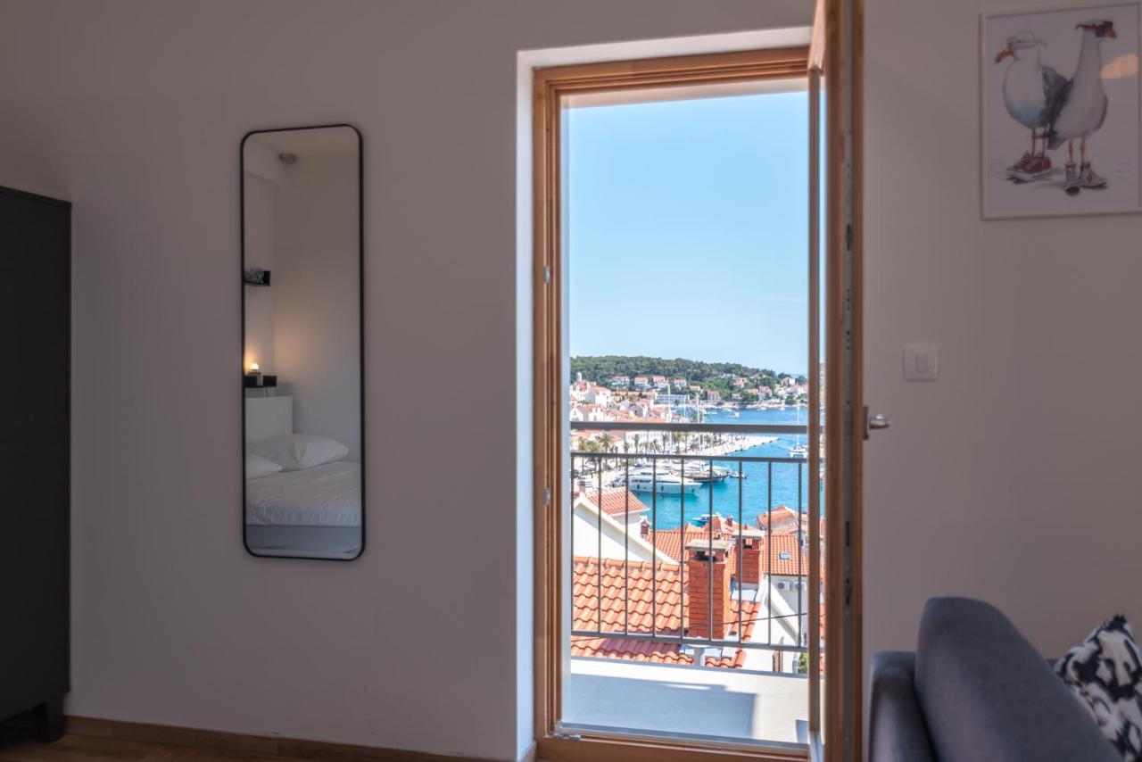 Brand New Apt W Balcony & Perfect Seaview At Center Hvar Town Exterior foto