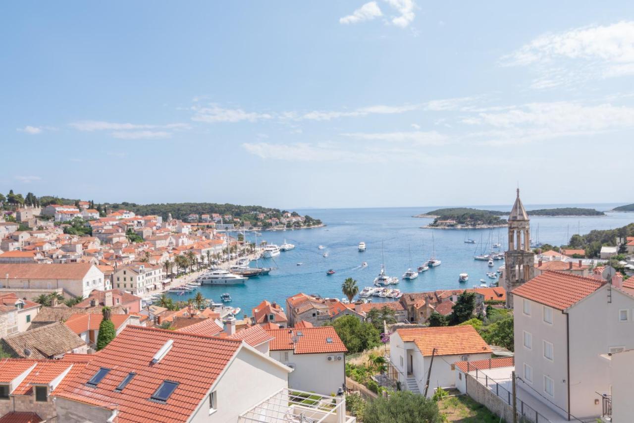 Brand New Apt W Balcony & Perfect Seaview At Center Hvar Town Exterior foto